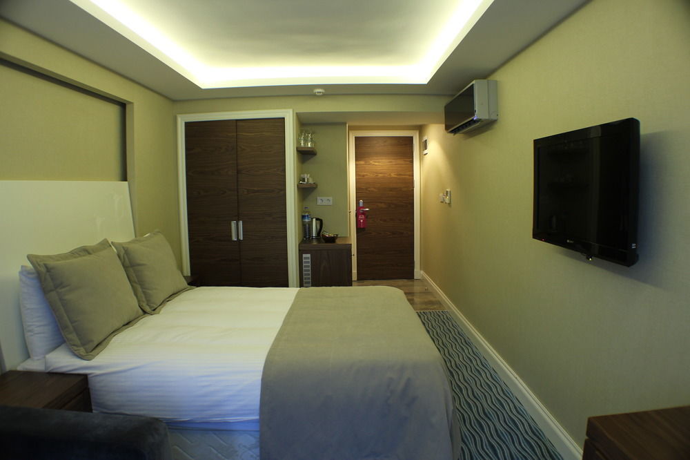 מלון Aston Taksim 4*